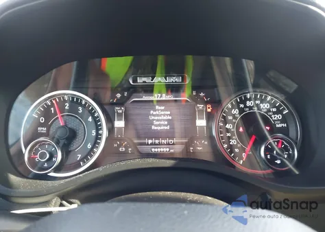 2022 Ram 1500 Big Horn 4X2 6'4 Box z USA, uszkodzony, nr VIN 1C6RREBT5NN113879